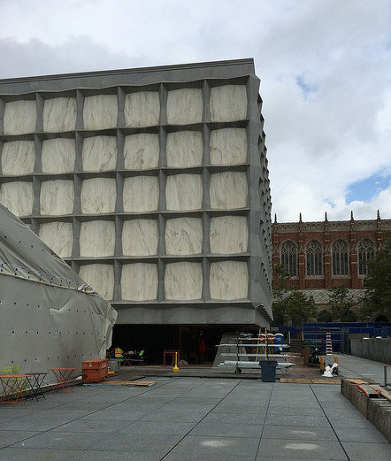 Gallery Of Ad Classics Beinecke Rare Book And Manuscript Library Gordon Bunshaft Of Skidmore Owings Architecture Beautiful Library College Library